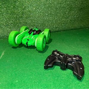 Swtroom Remote Control Car 4WD RC Cars 2.4GHz Electric Race Stunt Toy Car